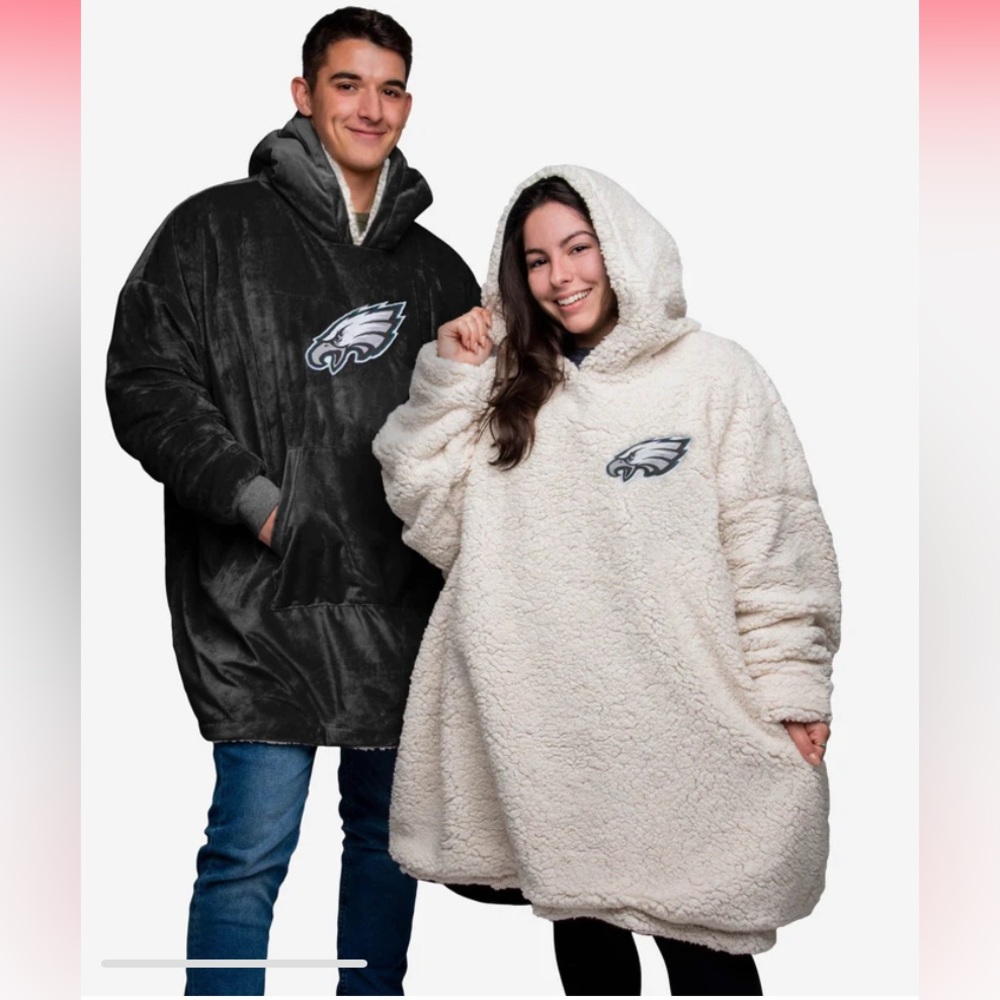 NFL Philadelphia Eagles Comfy Wearable Blanket